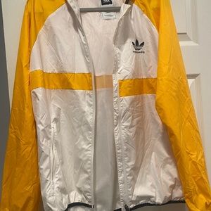 Unisex Adidas windbreaker size M